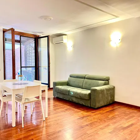 House In Trastevere Portaportese Apartment